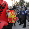 Makedonya´da Arnavutlar hükümeti protesto etti