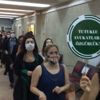 Ankara'da avukatlar savunma zinciri oluşturdu Ankara'da avukatlar savunma zinciri oluşturdu
