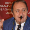 'İnsanlar borçlu, üç kuruş fazlasına iş değiştiriyor' 'İnsanlar borçlu, üç kuruş fazlasına iş değiştiriyor'