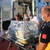Ambulans helikopter yeni doğan bebek için havalandı Ambulans helikopter yeni doğan bebek için havalandı