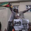 Zimbabve halkı Mugabe'nin istifasını kutluyor Zimbabve halkı Mugabe'nin istifasını kutluyor