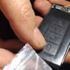 Otomobil anahtarı görünümlü hassas terazi ele geçirildi