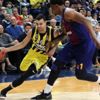 Fener ve Efes'ten kritik galibiyetler