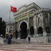 İstanbul Üniversitesi’nde ‘ballı hoca’ saltanatı