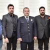 Kurtlar Vadisi oyuncularından emniyet müdürüne ziyaret Kurtlar Vadisi oyuncularından emniyet müdürüne ziyaret
