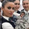 THY'den uçakta doğan 'Kadiju' bebeğe jest THY'den uçakta doğan 'Kadiju' bebeğe jest