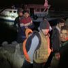 Van'da 22 kaçak göçmen yakalandı Van'da 22 kaçak göçmen yakalandı