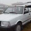 Garajdan çıkarmadığı otomobilini yıllar sonra bakın ne kadara satıyor