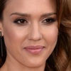 Jessica Alba'dan anlamlı paylaşım