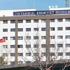 Emniyete giden yollar kapatıldı Emniyete giden yollar kapatıldı