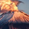 Japonya’da yanardağ patladı Japonya’da yanardağ patladı