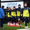 Fenerbahçe derbi için kampa girdi Fenerbahçe derbi için kampa girdi