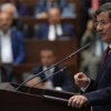Davutoğlu: O vekil 24 saat sahafta kalsın