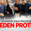 Şehit Cenazesinde Bakan Müezzinoğlu'nu Şok Eden Protesto Şehit Cenazesinde Bakan Müezzinoğlu'nu Şok Eden Protesto