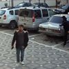 Kapıya dayanıp ateş ettiler Kapıya dayanıp ateş ettiler