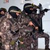 Bursa'da FETÖ operasyonu: 1'i mahrem imam 24 kişi gözaltında Bursa'da FETÖ operasyonu: 1'i mahrem imam 24 kişi gözaltında