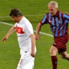 Başbakan Davutoğlu'ndan Avni Aker'de gol şov Başbakan Davutoğlu'ndan Avni Aker'de gol şov