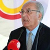 "Param yok, nasıl başkan olayım" "Param yok, nasıl başkan olayım"