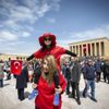 Anıtkabir'de 23 Nisan... Yurttaş Ata'sına koştu