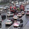 BAŞAKŞEHİR TEM DE SERVİS ARACI İLE KAMYONET ÇARPIŞTI BAŞAKŞEHİR TEM DE SERVİS ARACI İLE KAMYONET ÇARPIŞTI