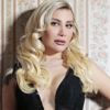 İrem Derici’ye şok elektrik kesintisi İrem Derici’ye şok elektrik kesintisi