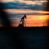Petrol talebinin geleceğini temiz enerji dönüşümünün hızı belirleyecek Petrol talebinin geleceğini temiz enerji dönüşümünün hızı belirleyecek