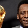 Pele hastaneye kaldırıldı Pele hastaneye kaldırıldı