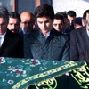 Davutoğlu, gidemediği Nakşibendi şeyhinin eşinin cenazesine oğlunu gönderdi Davutoğlu, gidemediği Nakşibendi şeyhinin eşinin cenazesine oğlunu gönderdi