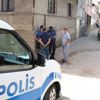 Kokusu mahalleyi sardı, herkes polisi aradı! Kokusu mahalleyi sardı, herkes polisi aradı!