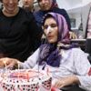 Kanser hastası kadına 58 yıl sonra gelen anlamlı sürpriz Kanser hastası kadına 58 yıl sonra gelen anlamlı sürpriz