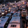 Servis minibüsü TIR'a arkadan çarptı: Çok sayıda yaralı Servis minibüsü TIR'a arkadan çarptı: Çok sayıda yaralı