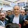 Gazetecilerden ‘operasyon’a kınama