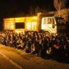 Kamyon kasasında 126 kaçak yakalandı! Kamyon kasasında 126 kaçak yakalandı!