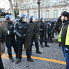 Paris’te Sarı Yelekli'lerin gösterileri başladı