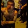 Sultangazi’de anne ve kızına tacizde bulunduğu iddia edilen şüpheliyi, linç edilmekten polis kurtardı Sultangazi’de anne ve kızına tacizde bulunduğu iddia edilen şüpheliyi, linç edilmekten polis kurtardı