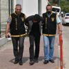 Bıçaklı gaspçıyı boynundaki dövmesi ele verdi Bıçaklı gaspçıyı boynundaki dövmesi ele verdi