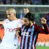 2 oyuncu sınırda geçti