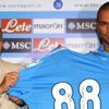 Napoli nin fiyatı 900 milyon Euro Napoli nin fiyatı 900 milyon Euro