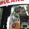 Bitlis'te park halindeki ambulansa saldırı Bitlis'te park halindeki ambulansa saldırı