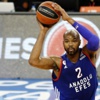 Anadolu Efes, 3'te 3 peşinde