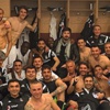 Beşiktaş'tan galibiyet pozu, şampiyonluk temennisi! Beşiktaş'tan galibiyet pozu, şampiyonluk temennisi!