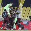 Kusursuz Fırtına! Trabzonspor Kadıköy’de Fener’i 23 yıl sonra yendi, finale yükseldi Kusursuz Fırtına! Trabzonspor Kadıköy’de Fener’i 23 yıl sonra yendi, finale yükseldi