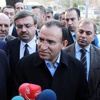Bozdağ'dan anket tepkisi: 'Boş yere uğraşmayın' Bozdağ'dan anket tepkisi: 'Boş yere uğraşmayın'