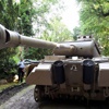Emekli Alman'ın kilerinden tank çıktı Emekli Alman'ın kilerinden tank çıktı