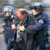 Polis'e sınırsız arama yetkisi geliyor Polis'e sınırsız arama yetkisi geliyor