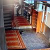 Camilerden hırsızlık yapan firari, ayakkabılarından ...
