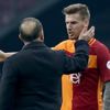 Ve Serdar Aziz konuştu Ve Serdar Aziz konuştu