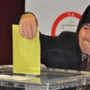 İsviçre'de seçmenler oy kullanmaya başladı İsviçre'de seçmenler oy kullanmaya başladı