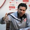 Osman Özköylü, hakem kararlarına isyan etti Osman Özköylü, hakem kararlarına isyan etti