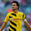 Hummels Dortmund'da kalıyor Hummels Dortmund'da kalıyor